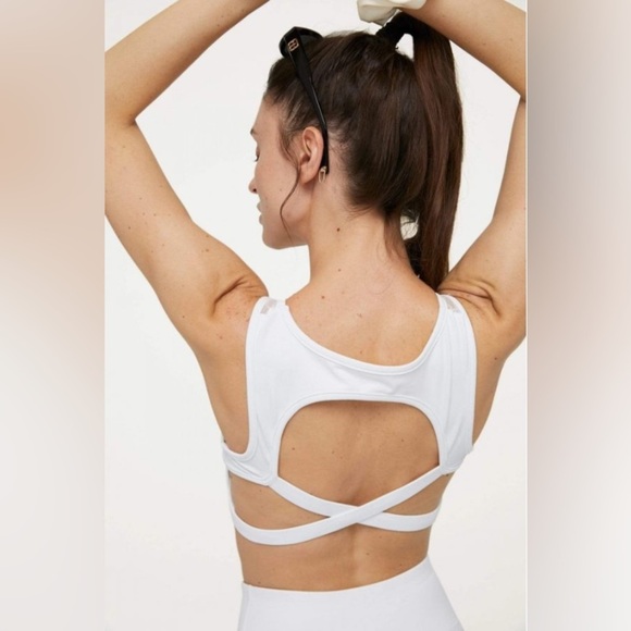 J.ING Canyon White Mesh Sport Top and Yoga Leggings Set - Picture 4 of 13